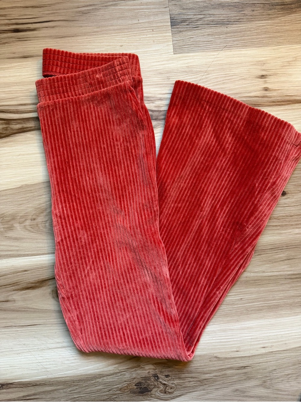 Aerie Y2K Groove-On Velour High Waisted Flare Pant Cinnabar Orange M